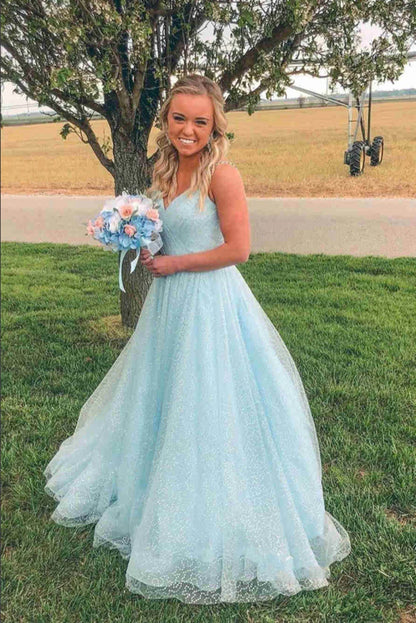 Vestidos de fiesta largos de noche con escote corazón, tirantes finos y cuentas color lavanda 
