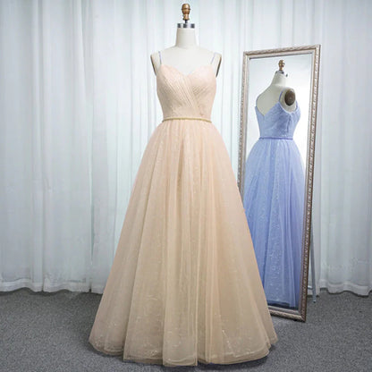 Vestidos de fiesta largos de noche con escote corazón, tirantes finos y cuentas color lavanda 