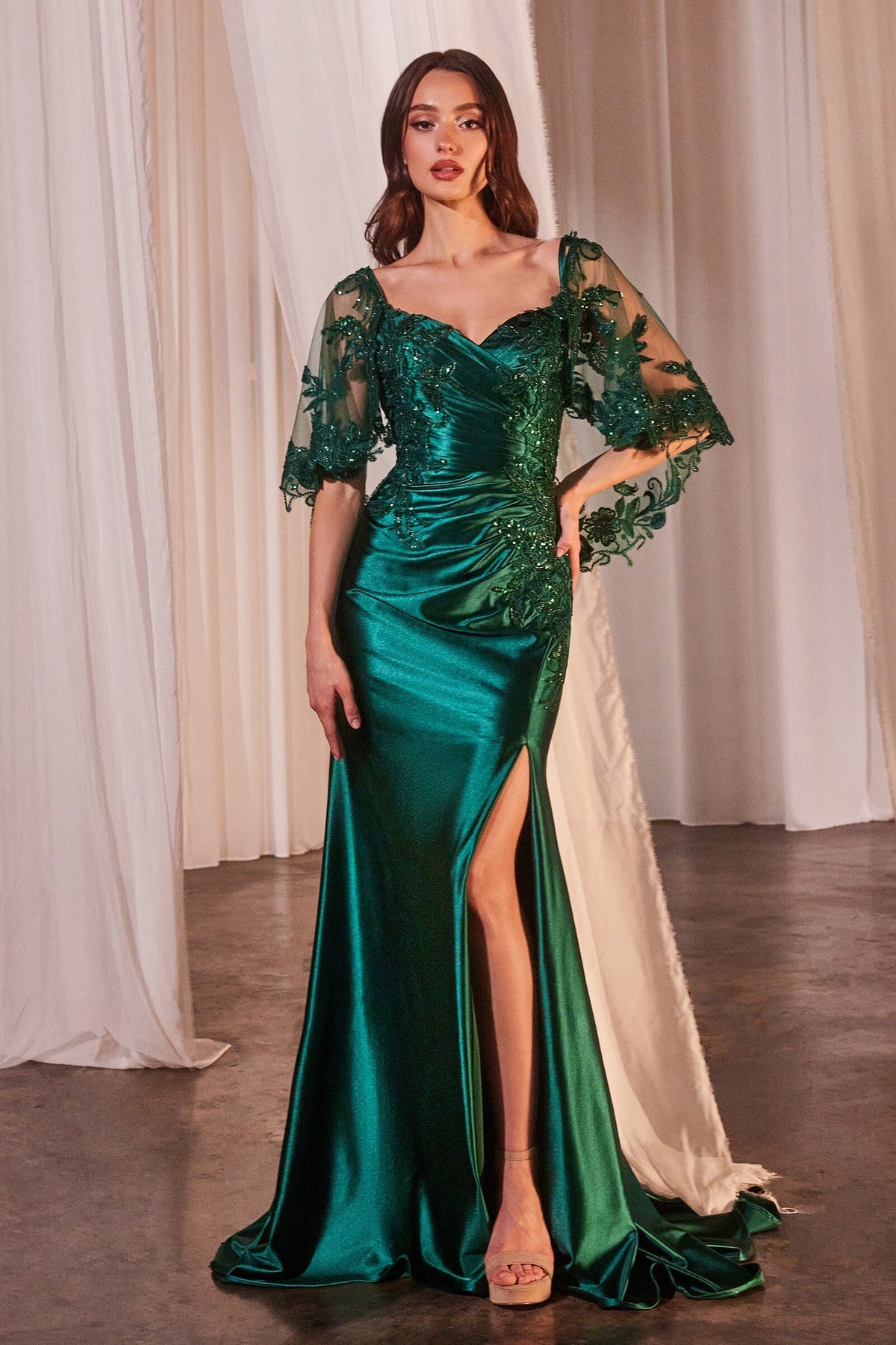 Sweetheart Neck Lavender Satin Evening Dresses with Sheer Lace Capelet and Front Slit