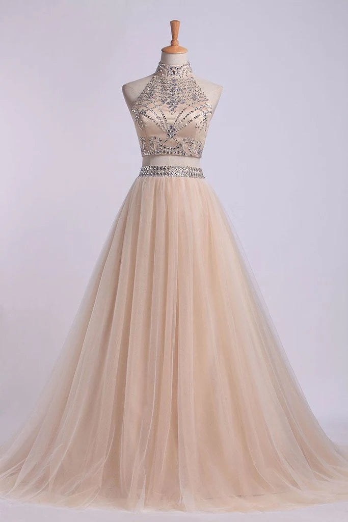 Vestidos de fiesta de dos piezas con cuello alto, corte A, tul y cuentas 