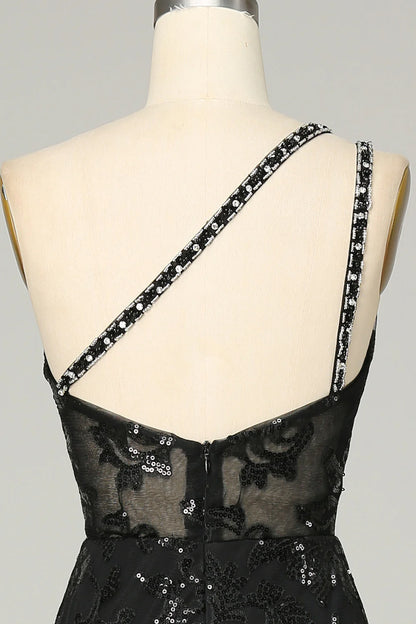 Vestido de fiesta largo de encaje negro con un hombro al descubierto y espalda descubierta 