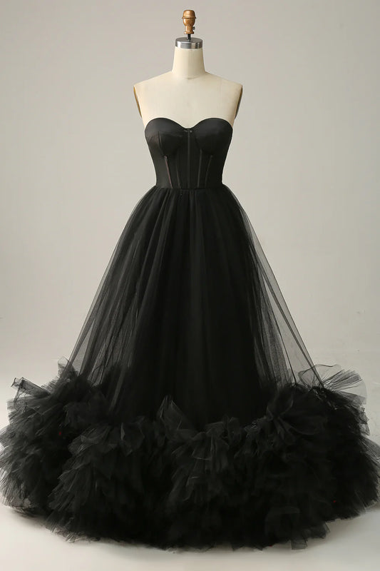 Vestido de fiesta negro con corsé, corte en A y escote corazón con volantes 