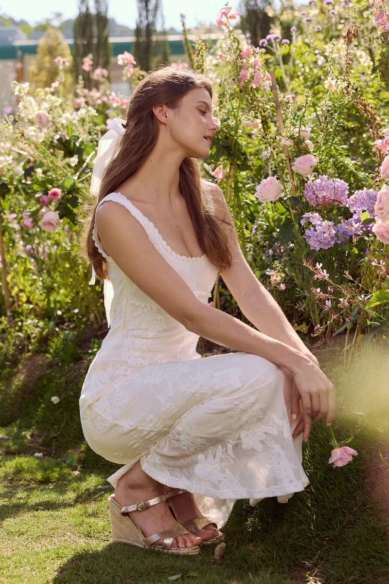 White Floral Lace Midi Dresses with Square Neck Ruffled Trim Sleeveless Design and Flared Mermaid Skirt