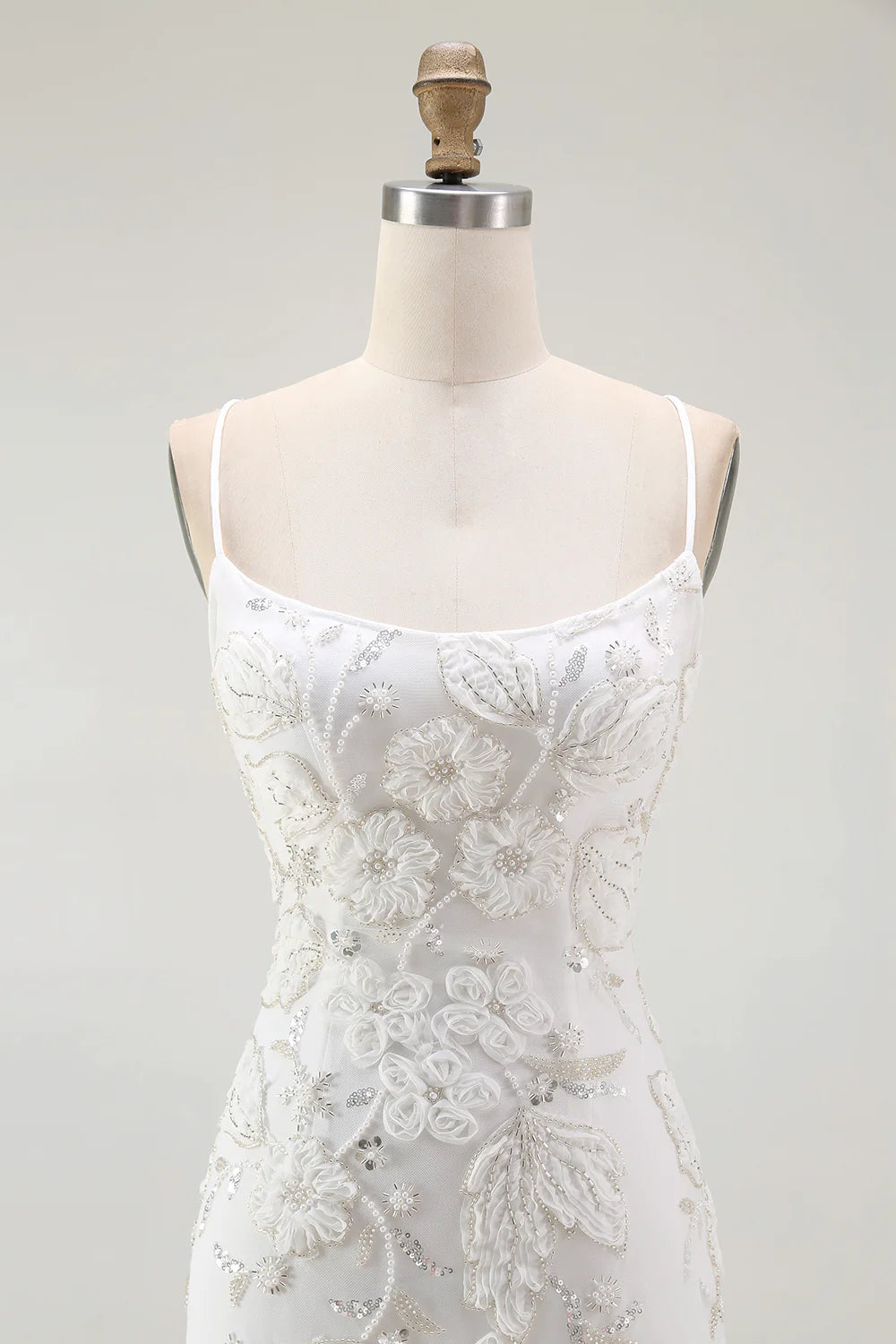 White Spaghetti Strap Scoop Neck Floral Applique Bodycon Homecoming Dress with Lace-Up Back and Slit Hem