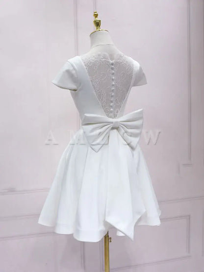 Vestido de fiesta corto de satén con escote en V y encaje blanco de Amzcw. Tiendas de vestidos de fiesta blancos. 