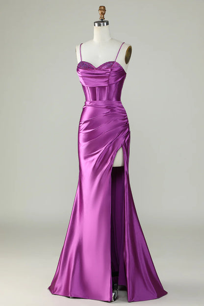 Vestido de fiesta largo de sirena con tirantes finos en morado oscuro y abertura de Amzcw 