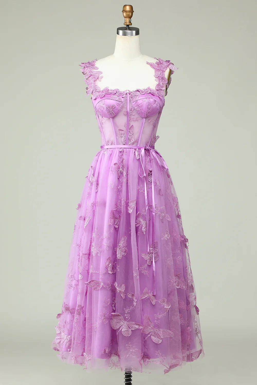Vestido de fiesta morado con apliques de mariposas y corte en A de Amzcw 
