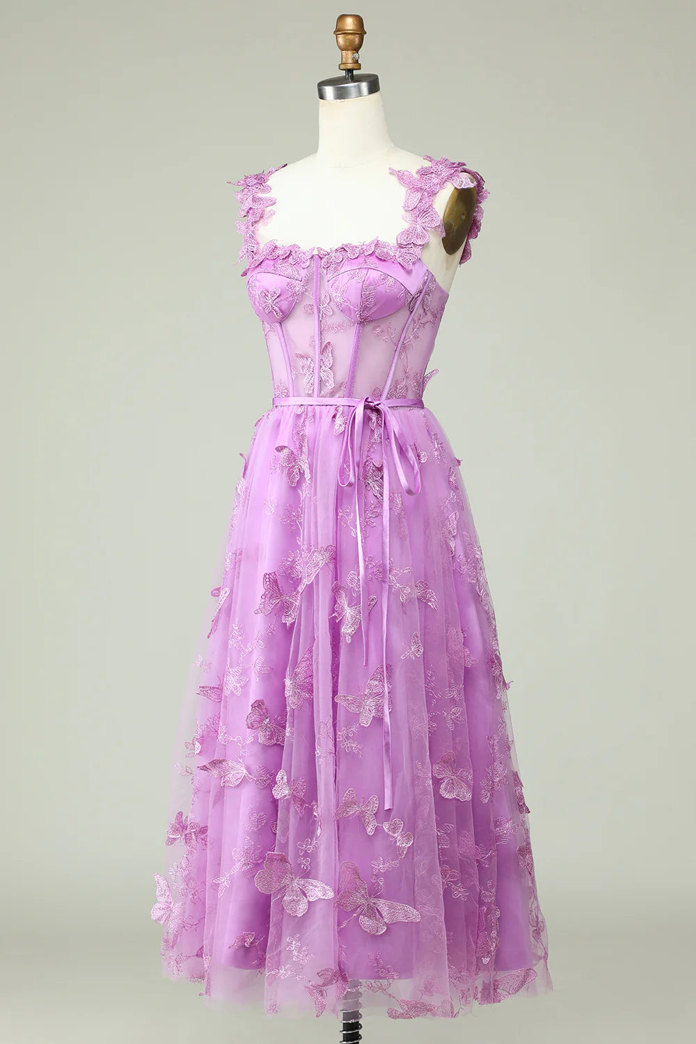 Vestido de fiesta morado con apliques de mariposas y corte en A de Amzcw 