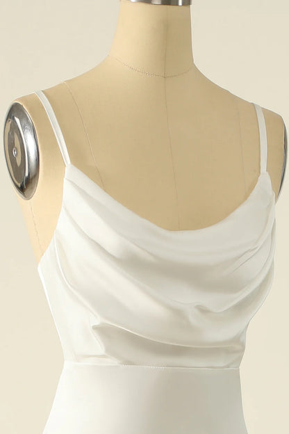 Vestido de fiesta sencillo de satén color marfil 