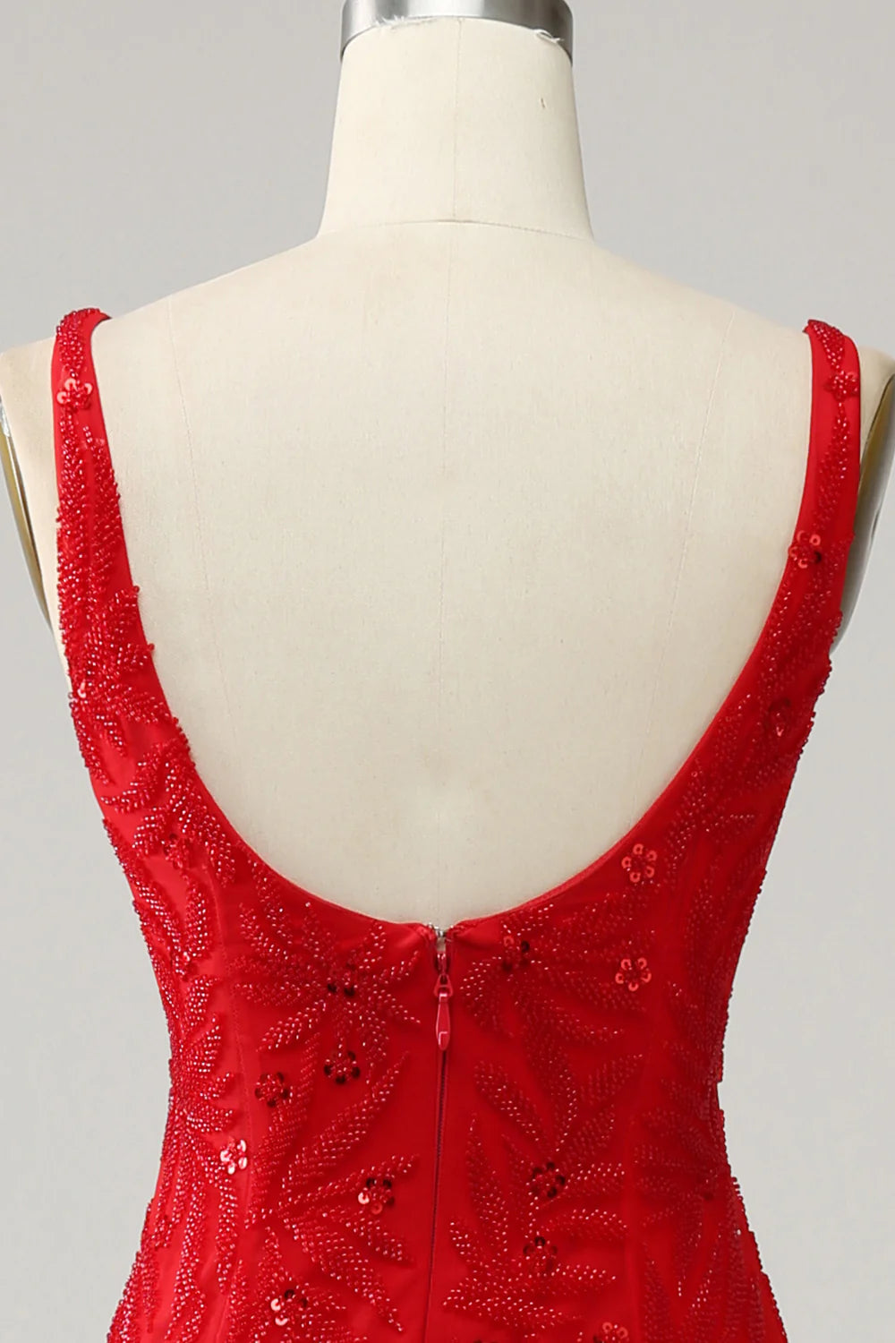 Vestido de fiesta largo rojo con escote en V y bordado de sirena 