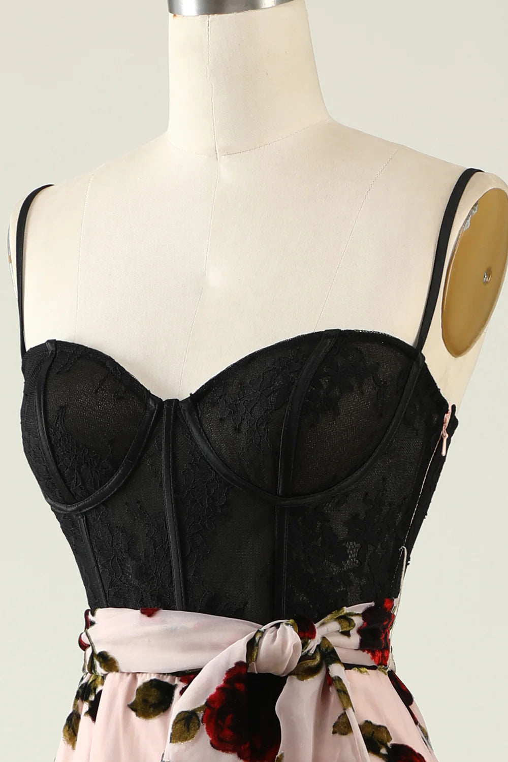 Vestido de fiesta con tirantes finos y estampado floral de Amzcw 