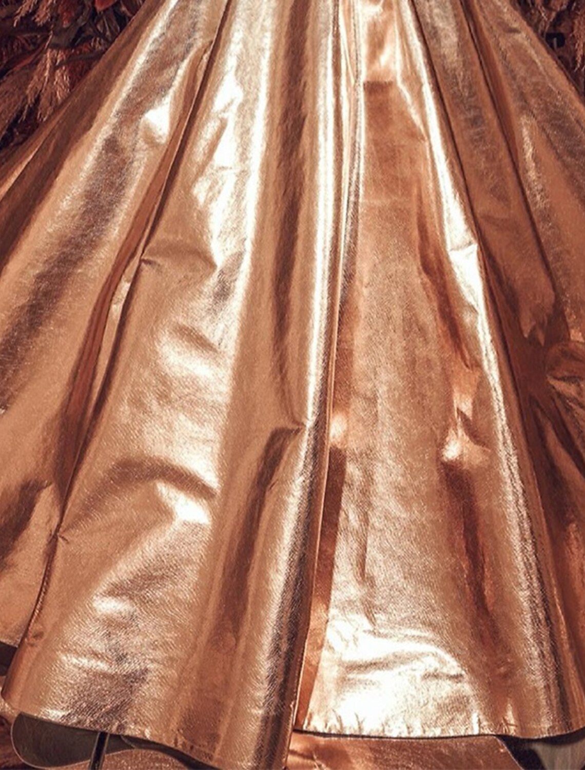 Vestido de noche de corte A, estilo celebridad, para carnaval, quinceañera, con cola larga y mangas cortas, hombros descubiertos, estilo El Gran Gatsby, de PU con brillo.