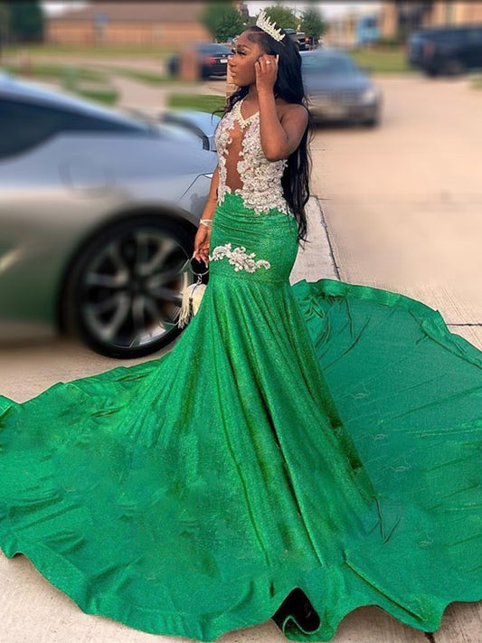 Vestidos de cola capilla con apliques de satén tipo trompeta/sirena, sin mangas y escote redondo