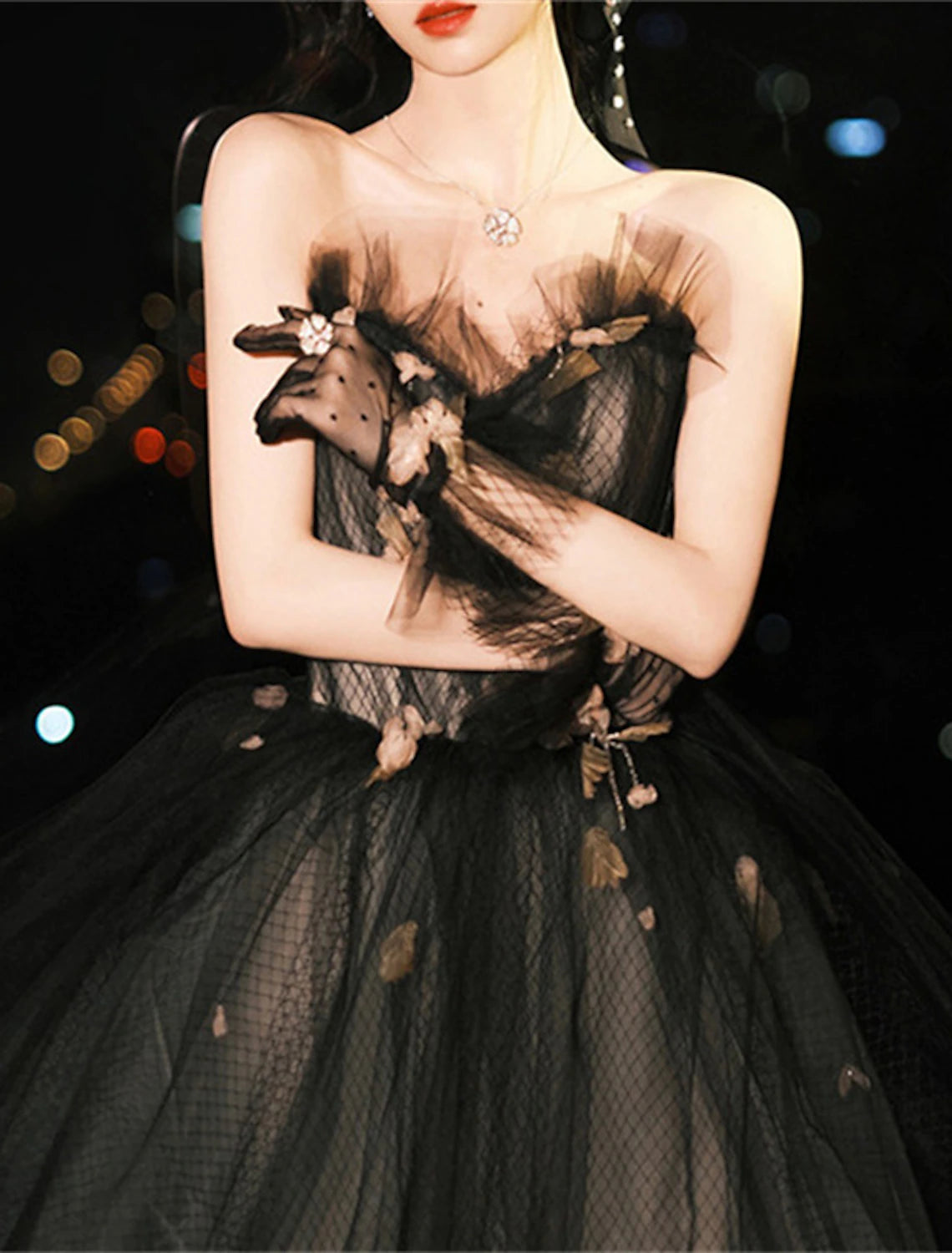 Vestido de quinceañera de princesa, largo hasta el suelo, sin mangas, sin tirantes, de poliéster con apliques