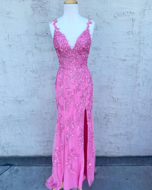 Vestidos de fiesta de sirena con tirantes finos y apliques 