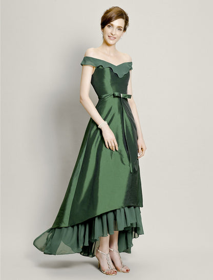 A-Line Mother of the Bride Dress Elegant High Low Off Shoulder Asymmetrical Chiffon Taffeta Short Sleeve with Pick Up Skirt Bow(s) Beading