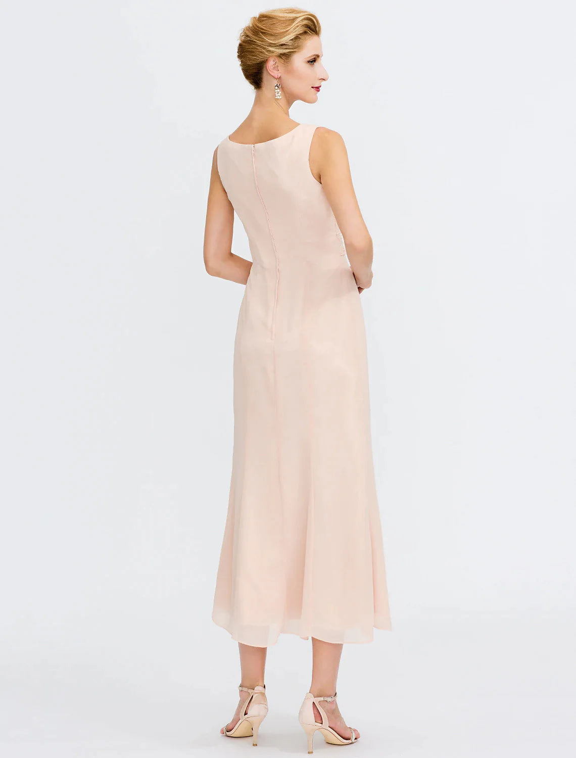 Detail of the included wrap and sash on the plus size dress.