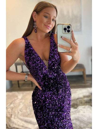 Suknie balowe syrena/trąbka z połyskiem i blaskiem, formalna, z trenem typu sweep, bez rękawów, dekoltem w serek, z cekinami, bez pleców i cekinami