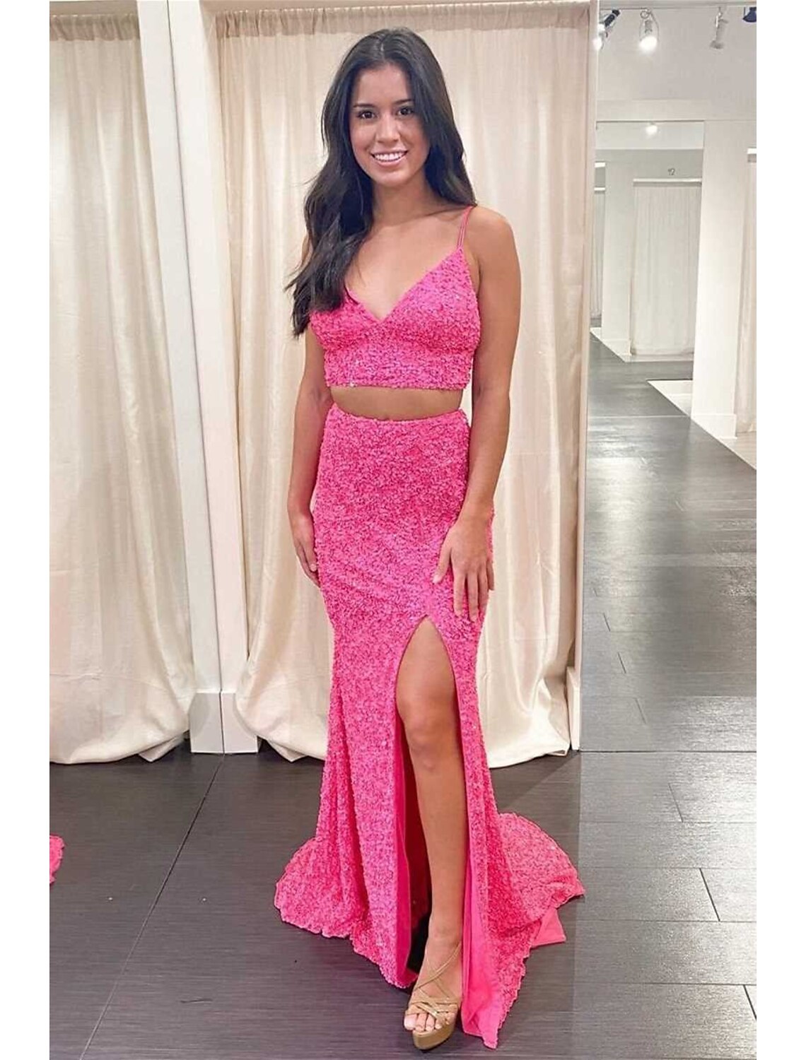 Vestido de fiesta de dos piezas con corte sirena o trompeta, vestido de fiesta con brillo y brillo, vestido de fiesta con cola larga o cepillada, sin mangas, tirantes finos, lentejuelas, espalda descubierta y abertura con lentejuelas