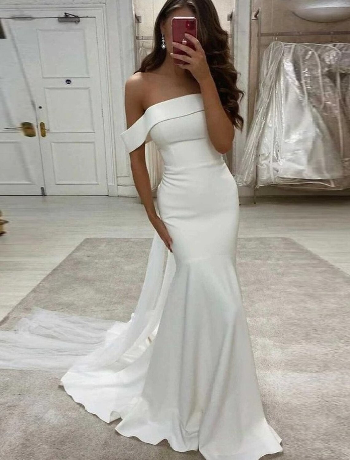 Vestidos de novia sexys de recepción, sirena/trompeta, hombros descubiertos, mangas casquillo, cola larga/cepillo, vestidos de novia de tela elástica con