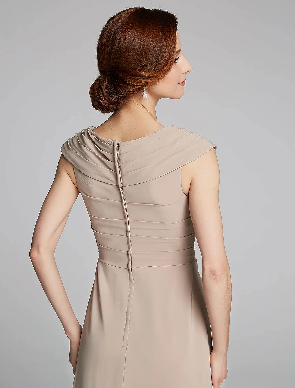 Vestido elegante para madre de la novia, de corte tubo/columna, escote en V, largo hasta el suelo, jersey, manga corta y pliegues.