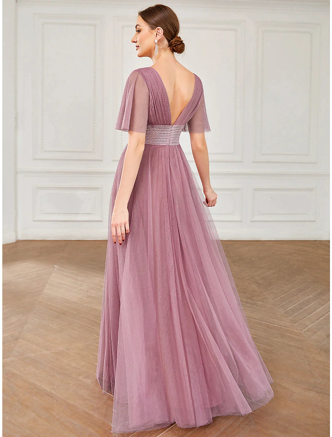 Vestido de dama de honor de corte A, sin mangas, con hombros descubiertos, elegante, largo hasta la rodilla, de satén con lazos y pliegues.