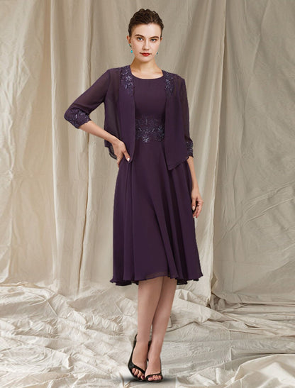 Vestido de dos piezas para madre de la novia, estilo columna/vestido estilo iglesia, elegante, con escote joya, largo hasta la rodilla, de gasa, con encaje, sin mangas y pliegues y apliques.