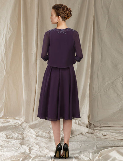 Vestido de dos piezas para madre de la novia, estilo columna/vestido estilo iglesia, elegante, con escote joya, largo hasta la rodilla, de gasa, con encaje, sin mangas y pliegues y apliques.