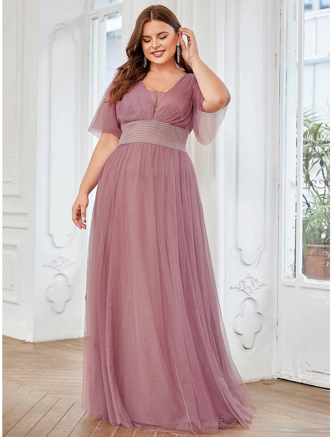 Vestido de dama de honor de corte A, sin mangas, con hombros descubiertos, elegante, largo hasta la rodilla, de satén con lazos y pliegues.