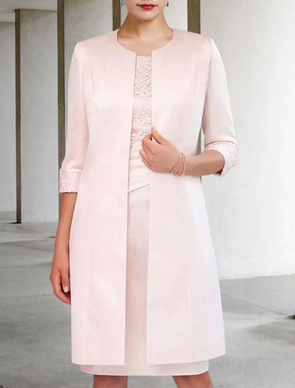 Vestido de madre de la novia de dos piezas, estilo tubo/columna, elegante, estilo iglesia, cuello joya, largo hasta la rodilla, satén, encaje, media manga, chaqueta, vestidos con drapeado lateral.