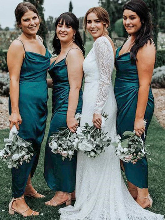 Vestidos de dama de honor de corte tubo/columna, de satén tipo seda, fruncidos, con tirantes finos, sin mangas y hasta los tobillos