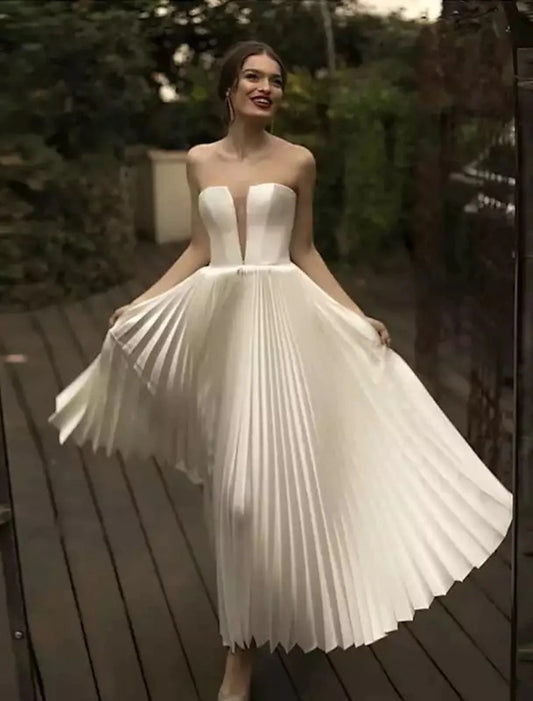 Vestidos de novia blancos de recepción, corte A, escote corazón, sin tirantes, hasta los tobillos, de encaje y pliegues.
