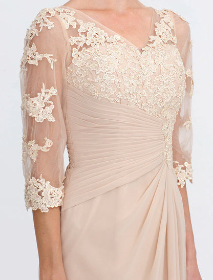 A-Line Mother of the Bride Dress Plus Size Elegant See Through V Neck Floor Length Chiffon Half Sleeve with Appliques Side Draping