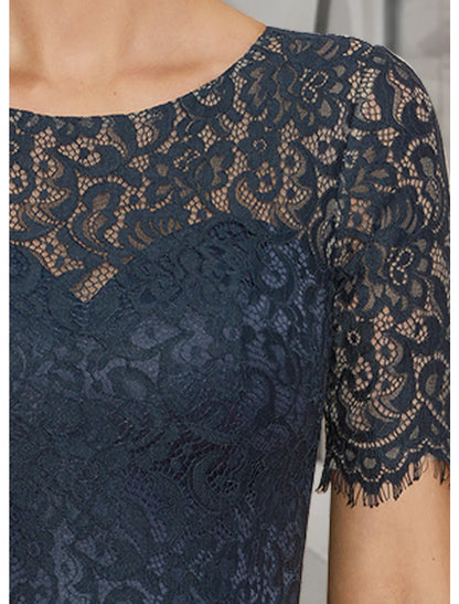 Vestido de Madre de la Novia de Corte A para Invitadas de Boda Elegante Cuello Alto y Bajo con Joya Asimétrico Largo hasta la Rodilla Encaje de Satén Manga Corta con Pliegues